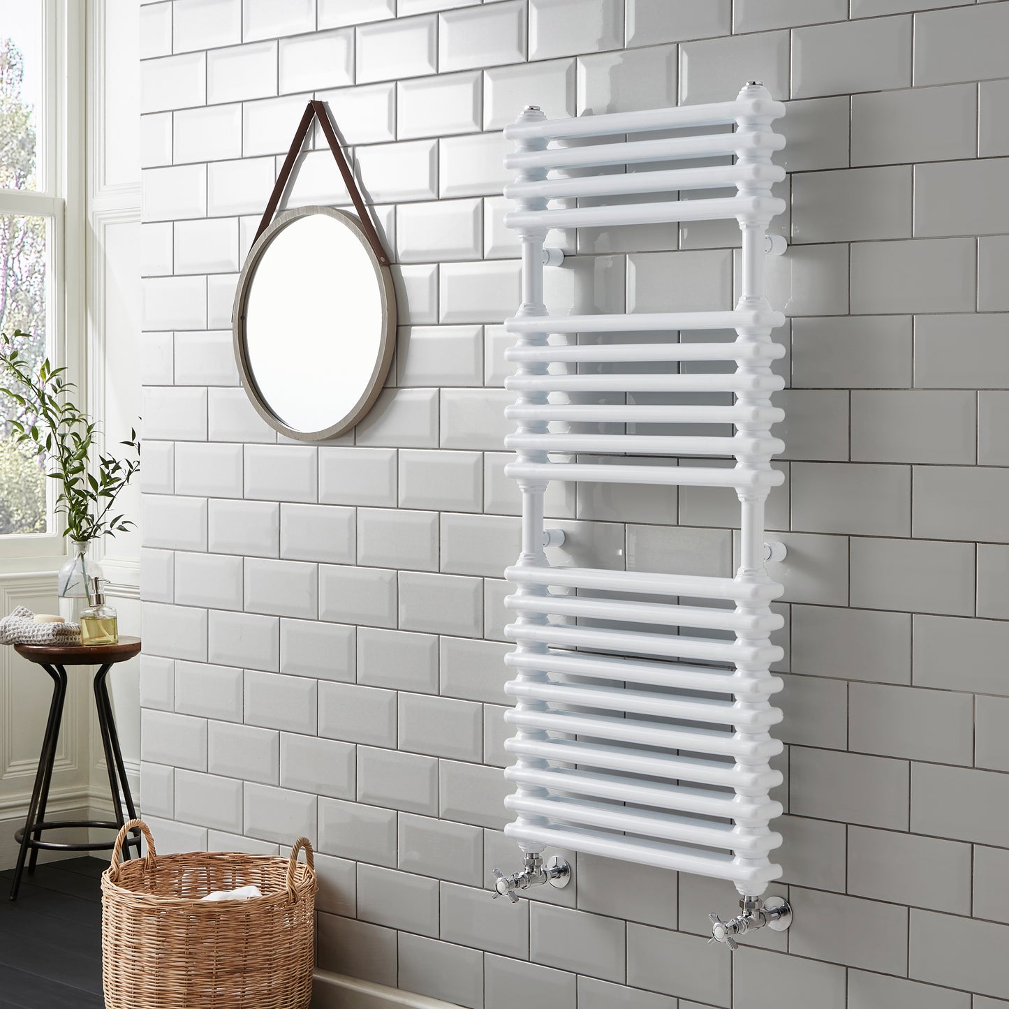 Kartell Kolumn Gloss White Traditional Designer Radiator 1140mm x 500mm KOL1140-500WT