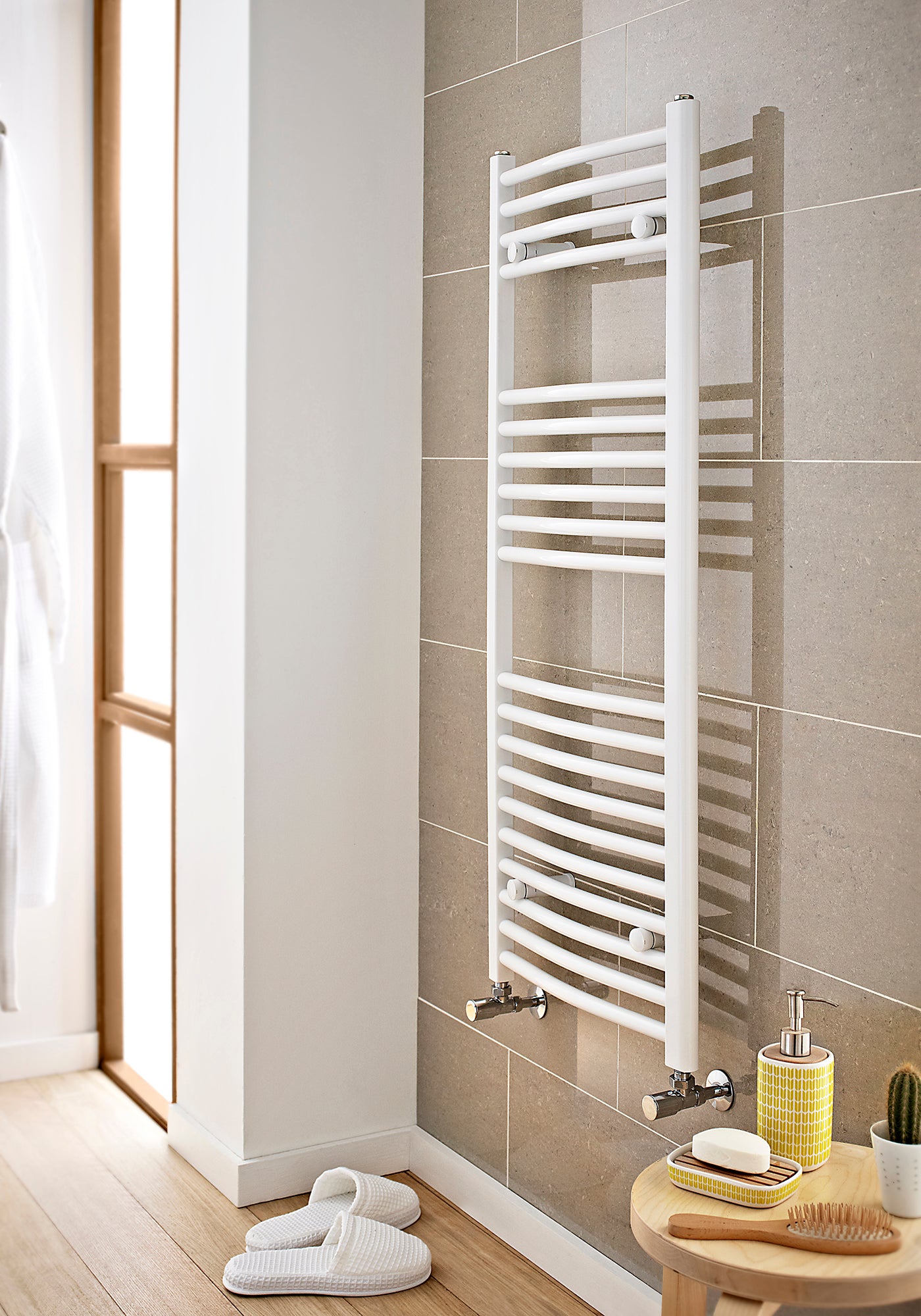 Kartell K-rail Straight Gloss White 22mm Towel Rail 1000mm x 300mm STR310W